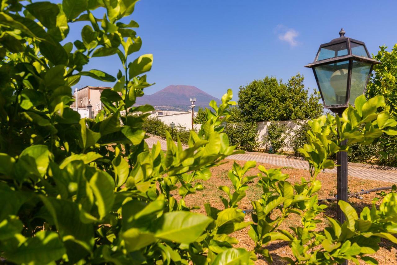 Aparthotel Melograno Undici Ercolano Exterior foto